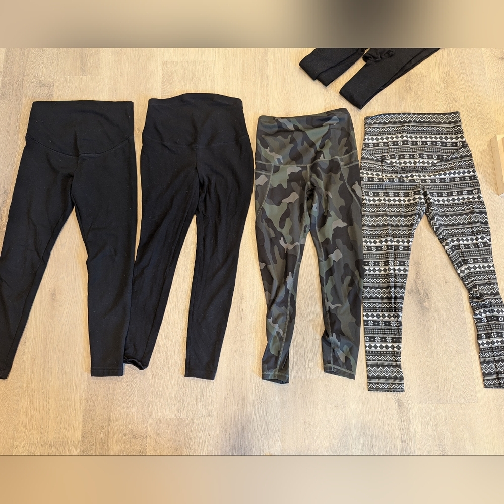 Lot of Old Navy Maternity Leggings